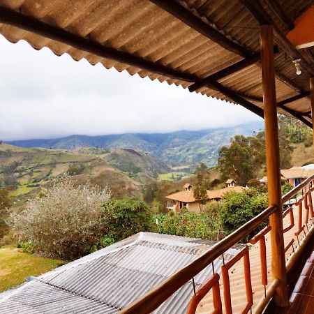 Hostal Taita Cristobal Isinlivi Exterior photo