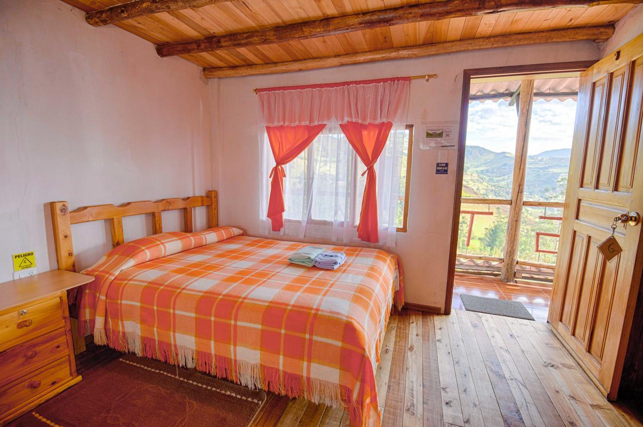 Hostal Taita Cristobal Isinlivi Exterior photo